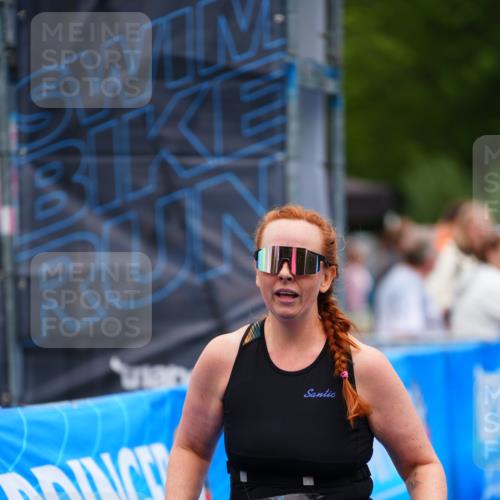 30.08.2026 - Elbe Triathlon Hamburg LAZAROV Photography http://msf.ph/oto/10068602 30.08.2026 12:28:25 Ziel 1520, 1603 meine-sportfotos.de