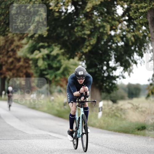 30.08.2026 - Elbe Triathlon Hamburg Michael Burmester http://msf.ph/oto/10068620 30.08.2026 09:33:28 Radfahren 266, 279, 490, 498, 520, 570, 687, 715, 718 meine-sportfotos.de