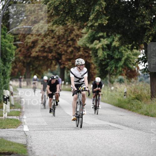 30.08.2026 - Elbe Triathlon Hamburg Michael Burmester http://msf.ph/oto/10068621 30.08.2026 09:33:30 Radfahren 279, 490, 498, 502, 520, 687, 691, 718, 735 meine-sportfotos.de