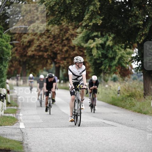 30.08.2026 - Elbe Triathlon Hamburg Michael Burmester http://msf.ph/oto/10068624 30.08.2026 09:33:30 Radfahren 279, 490, 498, 502, 520, 687, 691, 718, 735 meine-sportfotos.de