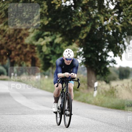30.08.2026 - Elbe Triathlon Hamburg Michael Burmester http://msf.ph/oto/10068638 30.08.2026 09:33:37 Radfahren 297, 490, 502, 687, 691, 735 meine-sportfotos.de