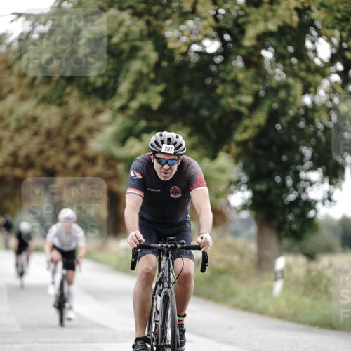 30.08.2026 - Elbe Triathlon Hamburg Michael Burmester http://msf.ph/oto/10068644 30.08.2026 09:33:44 Radfahren 297, 329, 483, 567 meine-sportfotos.de