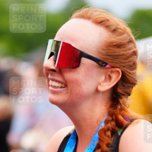 30.08.2026 - Elbe Triathlon Hamburg LAZAROV Photography http://msf.ph/oto/10068646 30.08.2026 12:28:36 Ziel 1520 meine-sportfotos.de
