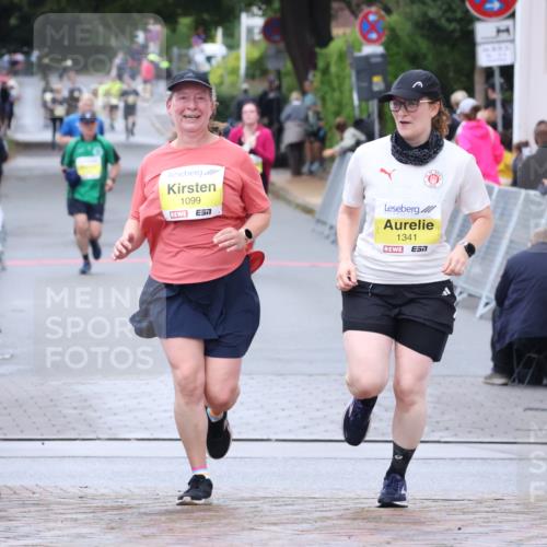 30.08.2026 - Blankeneser Heldenlauf Lena Gebhardt http://msf.ph/oto/10068655 30.08.2026 10:01:41 Ziel 1099, 1341, 1408 meine-sportfotos.de