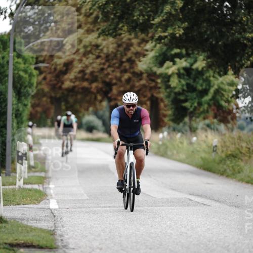 30.08.2026 - Elbe Triathlon Hamburg Michael Burmester http://msf.ph/oto/10068657 30.08.2026 09:33:50 Radfahren 449, 483, 542, 567 meine-sportfotos.de