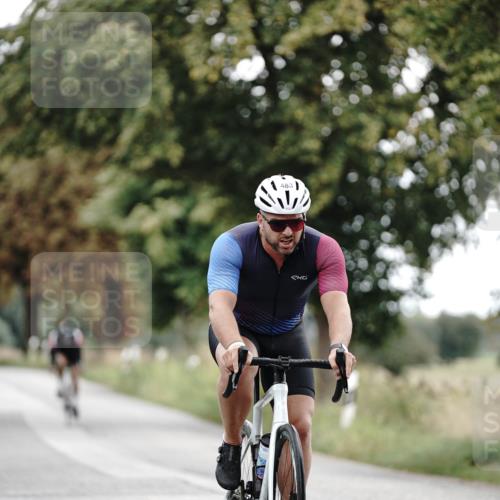 30.08.2026 - Elbe Triathlon Hamburg Michael Burmester http://msf.ph/oto/10068660 30.08.2026 09:33:51 Radfahren 449, 483, 542, 567 meine-sportfotos.de