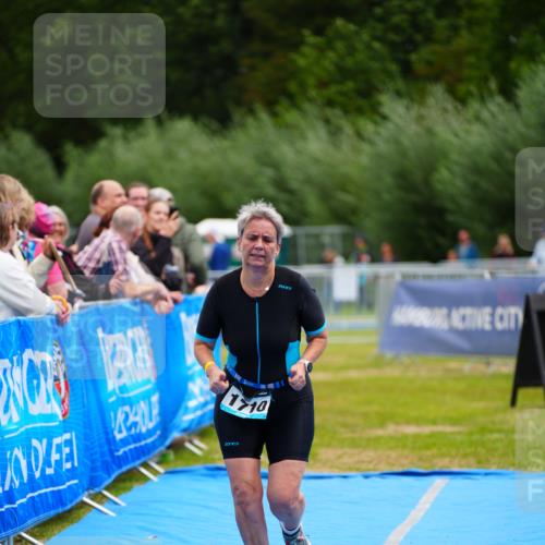 30.08.2026 - Elbe Triathlon Hamburg LAZAROV Photography http://msf.ph/oto/10068712 30.08.2026 12:29:00 Ziel 1710 meine-sportfotos.de