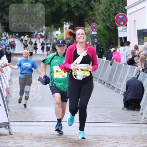 30.08.2026 - Blankeneser Heldenlauf Lena Gebhardt http://msf.ph/oto/10068716 30.08.2026 10:01:52 Ziel 1099, 1274, 1341 meine-sportfotos.de