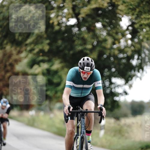 30.08.2026 - Elbe Triathlon Hamburg Michael Burmester http://msf.ph/oto/10068728 30.08.2026 09:34:33 Radfahren 208, 301, 690 meine-sportfotos.de