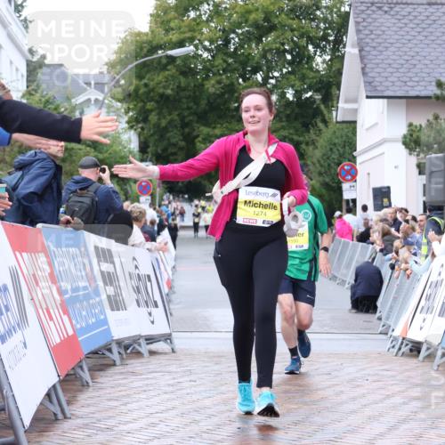 30.08.2026 - Blankeneser Heldenlauf Lena Gebhardt http://msf.ph/oto/10068741 30.08.2026 10:01:54 Ziel 1274, 1550 meine-sportfotos.de