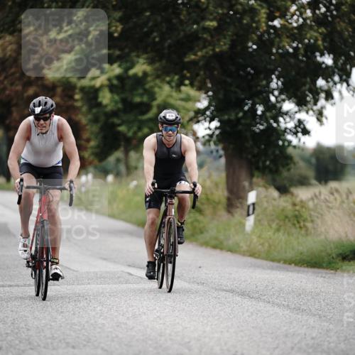 30.08.2026 - Elbe Triathlon Hamburg Michael Burmester http://msf.ph/oto/10068746 30.08.2026 09:34:53 Radfahren 214, 330, 436, 736, 754 meine-sportfotos.de