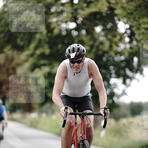 30.08.2026 - Elbe Triathlon Hamburg Michael Burmester http://msf.ph/oto/10068751 30.08.2026 09:34:54 Radfahren 214, 436, 736, 754 meine-sportfotos.de
