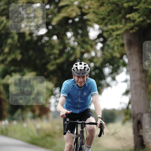 30.08.2026 - Elbe Triathlon Hamburg Michael Burmester http://msf.ph/oto/10068754 30.08.2026 09:34:56 Radfahren 436, 492, 533, 736, 754 meine-sportfotos.de