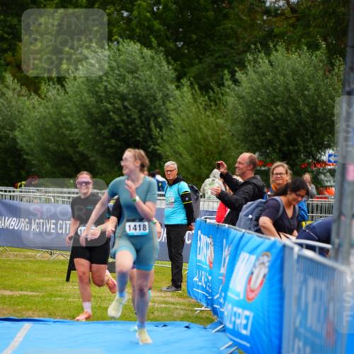 30.08.2026 - Elbe Triathlon Hamburg LAZAROV Photography http://msf.ph/oto/10068774 30.08.2026 12:30:31 Ziel 1418, 1433, 1667 meine-sportfotos.de