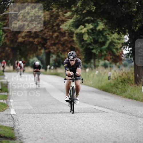 30.08.2026 - Elbe Triathlon Hamburg Michael Burmester http://msf.ph/oto/10068795 30.08.2026 09:35:29 Radfahren 286, 411, 582, 659 meine-sportfotos.de