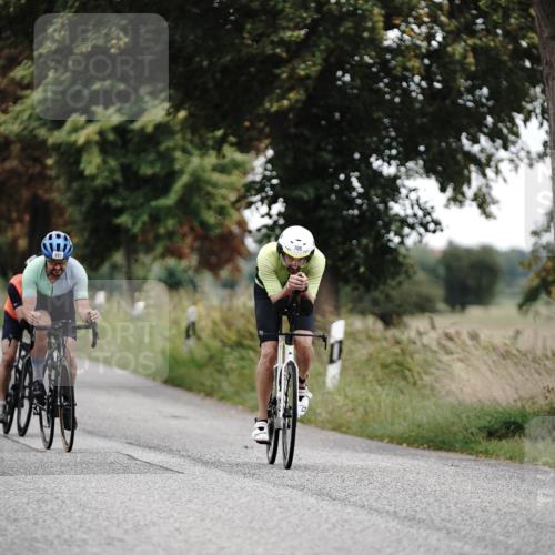 30.08.2026 - Elbe Triathlon Hamburg Michael Burmester http://msf.ph/oto/10068823 30.08.2026 09:35:43 Radfahren 307, 458, 476, 479, 587, 705, 763, 786, 790 meine-sportfotos.de
