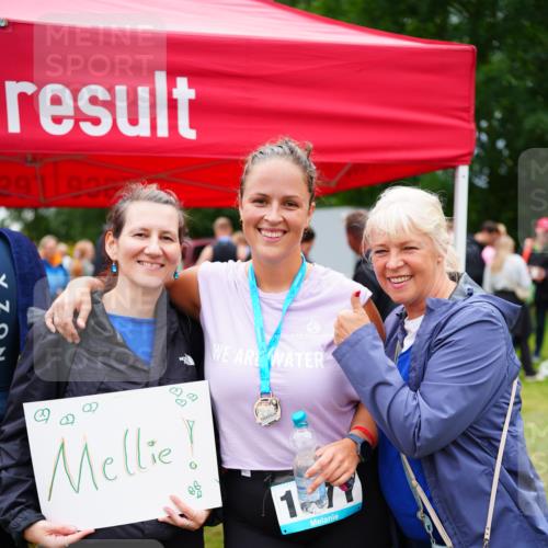30.08.2026 - Elbe Triathlon Hamburg LAZAROV Photography http://msf.ph/oto/10068827 30.08.2026 12:31:35 Ziel  meine-sportfotos.de
