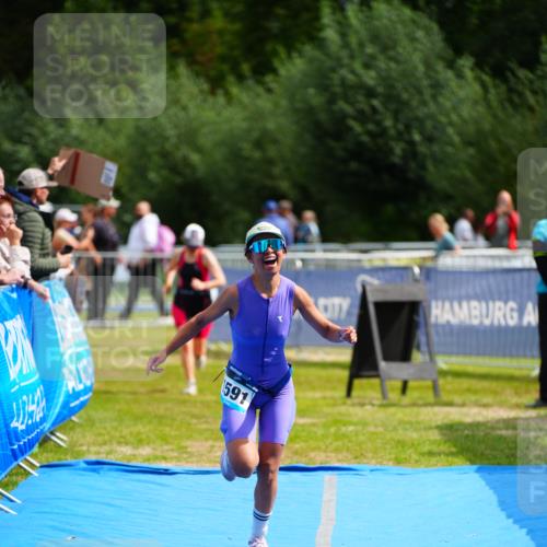 30.08.2026 - Elbe Triathlon Hamburg LAZAROV Photography http://msf.ph/oto/10068835 30.08.2026 12:31:51 Ziel 1591, 1644 meine-sportfotos.de
