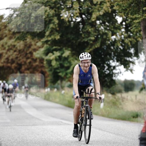 30.08.2026 - Elbe Triathlon Hamburg Michael Burmester http://msf.ph/oto/10068850 30.08.2026 09:35:53 Radfahren 381, 425, 434, 575, 584, 602, 680, 681, 783, 1895 meine-sportfotos.de