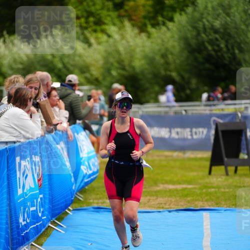 30.08.2026 - Elbe Triathlon Hamburg LAZAROV Photography http://msf.ph/oto/10068856 30.08.2026 12:31:56 Ziel 1591, 1644 meine-sportfotos.de