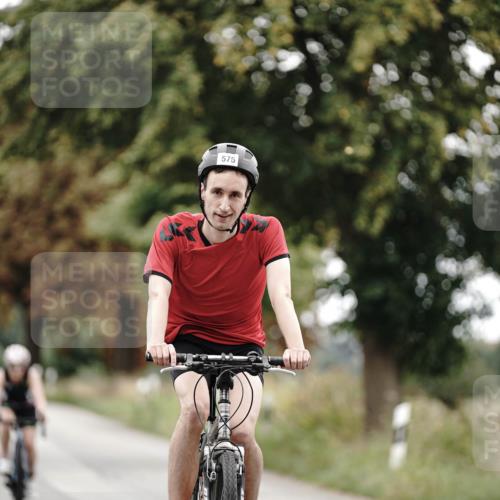30.08.2026 - Elbe Triathlon Hamburg Michael Burmester http://msf.ph/oto/10068870 30.08.2026 09:36:00 Radfahren 259, 322, 425, 575, 584, 602, 681, 710 meine-sportfotos.de