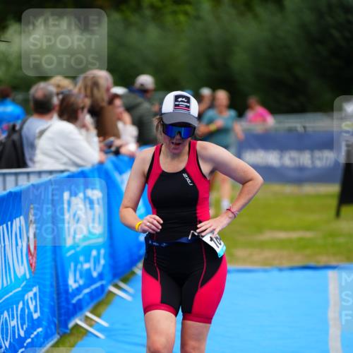 30.08.2026 - Elbe Triathlon Hamburg LAZAROV Photography http://msf.ph/oto/10068883 30.08.2026 12:31:58 Ziel 1644, 1657 meine-sportfotos.de