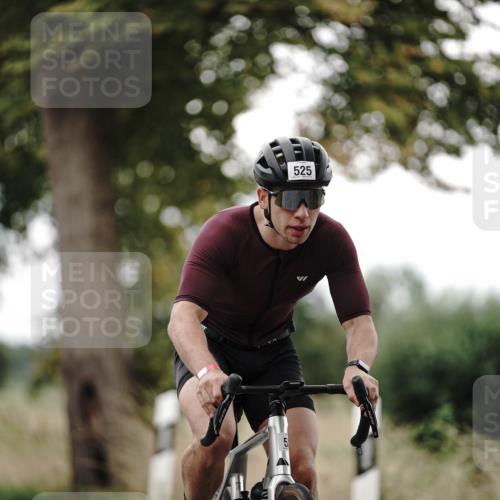 30.08.2026 - Elbe Triathlon Hamburg Michael Burmester http://msf.ph/oto/10068897 30.08.2026 09:36:30 Radfahren 258, 444, 524, 525, 670 meine-sportfotos.de