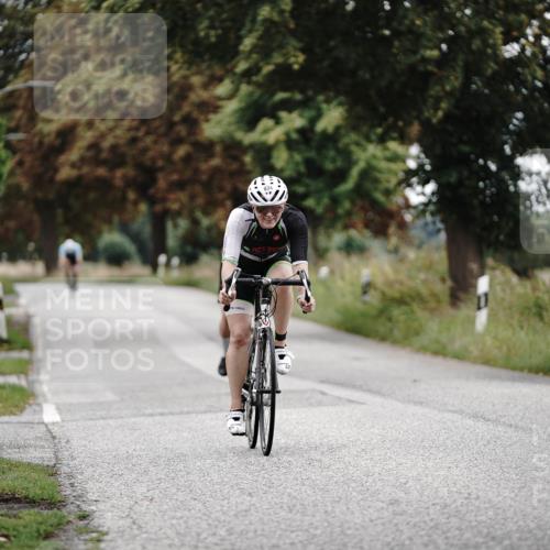 30.08.2026 - Elbe Triathlon Hamburg Michael Burmester http://msf.ph/oto/10068904 30.08.2026 09:36:38 Radfahren 398, 444, 524, 670, 834 meine-sportfotos.de
