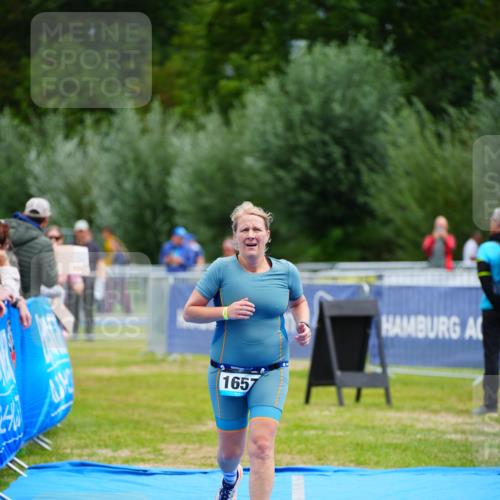 30.08.2026 - Elbe Triathlon Hamburg LAZAROV Photography http://msf.ph/oto/10068905 30.08.2026 12:32:03 Ziel 1614, 1657 meine-sportfotos.de