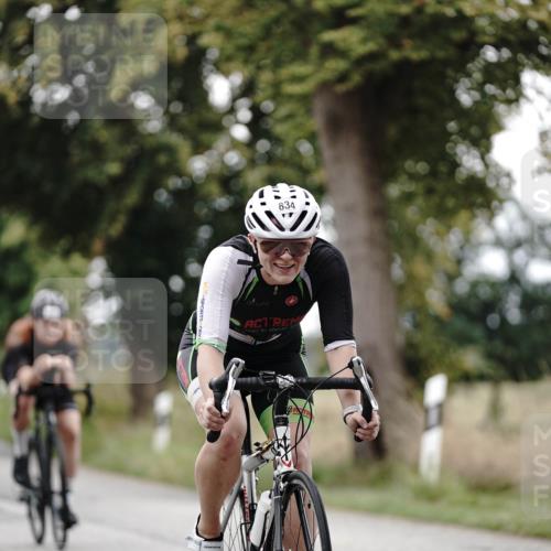 30.08.2026 - Elbe Triathlon Hamburg Michael Burmester http://msf.ph/oto/10068909 30.08.2026 09:36:39 Radfahren 398, 444, 524, 606, 670, 834 meine-sportfotos.de