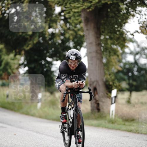 30.08.2026 - Elbe Triathlon Hamburg Michael Burmester http://msf.ph/oto/10068975 30.08.2026 09:37:32 Radfahren 916 meine-sportfotos.de