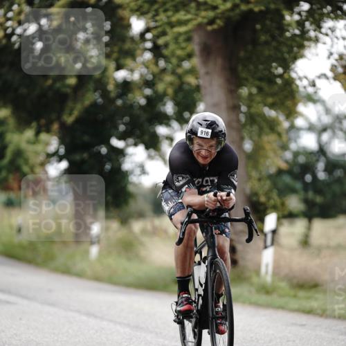 30.08.2026 - Elbe Triathlon Hamburg Michael Burmester http://msf.ph/oto/10068977 30.08.2026 09:37:32 Radfahren 916 meine-sportfotos.de