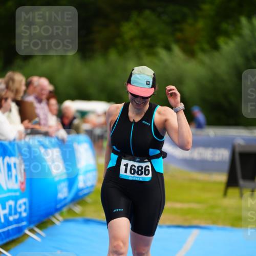 30.08.2026 - Elbe Triathlon Hamburg LAZAROV Photography http://msf.ph/oto/10068993 30.08.2026 12:32:32 Ziel 1686 meine-sportfotos.de