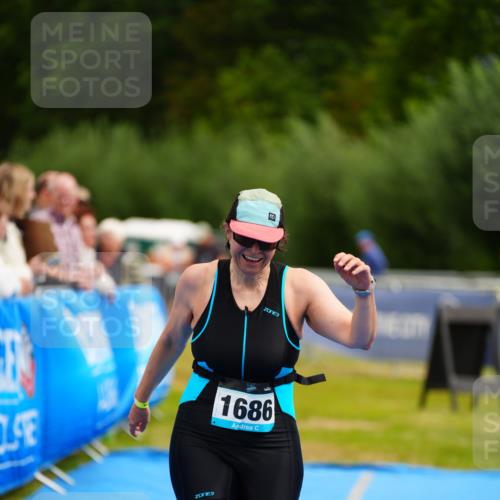 30.08.2026 - Elbe Triathlon Hamburg LAZAROV Photography http://msf.ph/oto/10068997 30.08.2026 12:32:32 Ziel 1686 meine-sportfotos.de