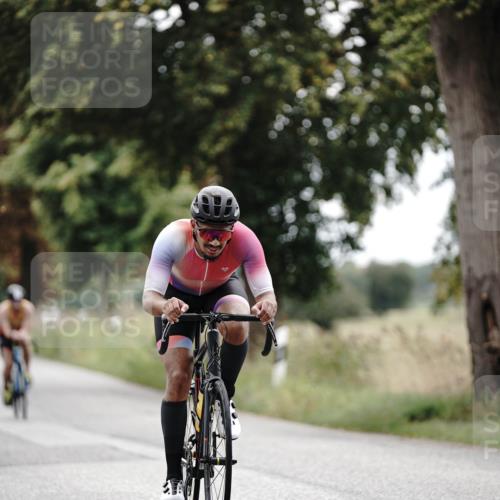 30.08.2026 - Elbe Triathlon Hamburg Michael Burmester http://msf.ph/oto/10069033 30.08.2026 09:38:16 Radfahren 313, 428, 435, 488, 516, 632, 683, 713, 726 meine-sportfotos.de