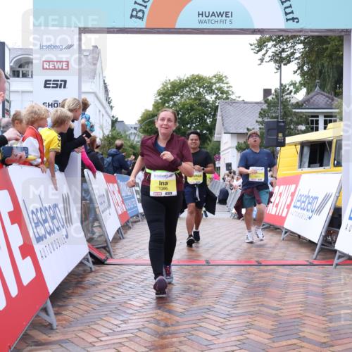 30.08.2026 - Blankeneser Heldenlauf Lena Gebhardt http://msf.ph/oto/10069046 30.08.2026 10:02:42 Ziel 1356, 1468, 1471 meine-sportfotos.de