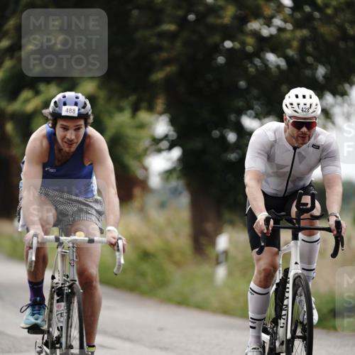 30.08.2026 - Elbe Triathlon Hamburg Michael Burmester http://msf.ph/oto/10069048 30.08.2026 09:38:22 Radfahren 326, 418, 428, 488, 726, 788 meine-sportfotos.de