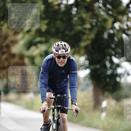 30.08.2026 - Elbe Triathlon Hamburg Michael Burmester http://msf.ph/oto/10069055 30.08.2026 09:38:27 Radfahren 326, 418, 441, 669, 729, 788 meine-sportfotos.de