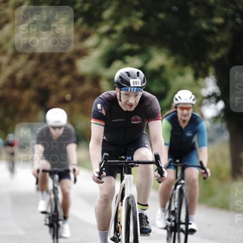 30.08.2026 - Elbe Triathlon Hamburg Michael Burmester http://msf.ph/oto/10069073 30.08.2026 09:38:37 Radfahren 262, 289, 352, 410, 462, 668, 693 meine-sportfotos.de