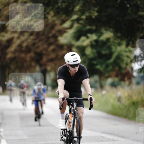 30.08.2026 - Elbe Triathlon Hamburg Michael Burmester http://msf.ph/oto/10069075 30.08.2026 09:38:38 Radfahren 262, 289, 352, 410, 462, 668, 693 meine-sportfotos.de