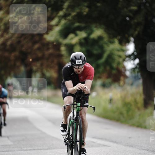 30.08.2026 - Elbe Triathlon Hamburg Michael Burmester http://msf.ph/oto/10069078 30.08.2026 09:38:42 Radfahren 262, 289, 663, 668 meine-sportfotos.de