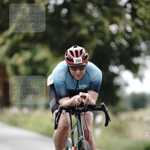 30.08.2026 - Elbe Triathlon Hamburg Michael Burmester http://msf.ph/oto/10069085 30.08.2026 09:38:45 Radfahren 262, 408, 663, 668, 856 meine-sportfotos.de