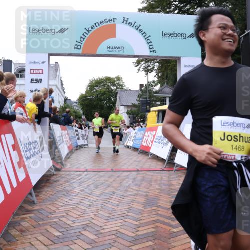 30.08.2026 - Blankeneser Heldenlauf Lena Gebhardt http://msf.ph/oto/10069098 30.08.2026 10:02:45 Ziel 1134, 1356, 1468, 1471, 1515 meine-sportfotos.de