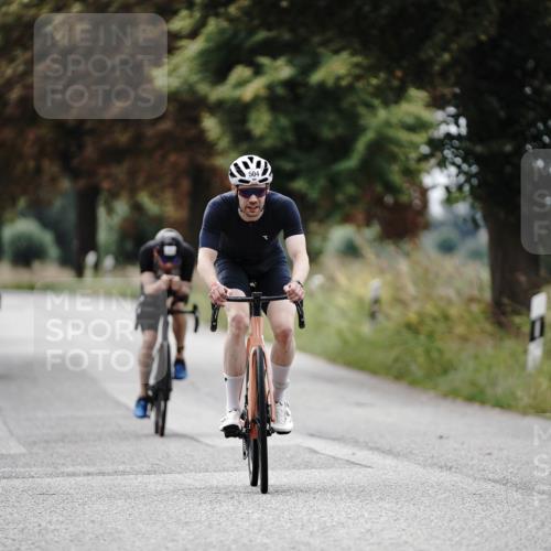 30.08.2026 - Elbe Triathlon Hamburg Michael Burmester http://msf.ph/oto/10069099 30.08.2026 09:39:06 Radfahren 504, 512, 810 meine-sportfotos.de