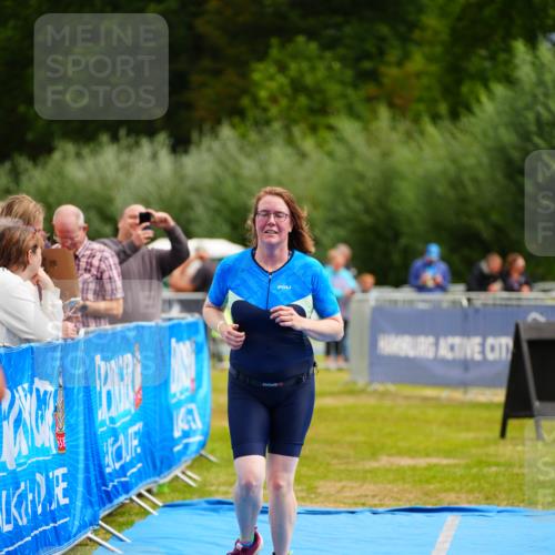 30.08.2026 - Elbe Triathlon Hamburg LAZAROV Photography http://msf.ph/oto/10069122 30.08.2026 12:33:36 Ziel 1651, 1693 meine-sportfotos.de