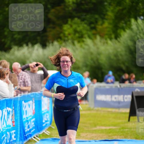 30.08.2026 - Elbe Triathlon Hamburg LAZAROV Photography http://msf.ph/oto/10069131 30.08.2026 12:33:37 Ziel 1651, 1693 meine-sportfotos.de
