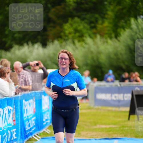30.08.2026 - Elbe Triathlon Hamburg LAZAROV Photography http://msf.ph/oto/10069134 30.08.2026 12:33:37 Ziel 1651, 1693 meine-sportfotos.de