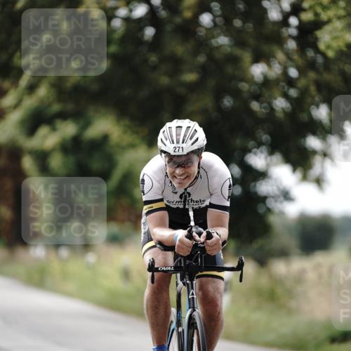 30.08.2026 - Elbe Triathlon Hamburg Michael Burmester http://msf.ph/oto/10069208 30.08.2026 09:40:00 Radfahren 271, 338, 617, 657, 737, 883 meine-sportfotos.de