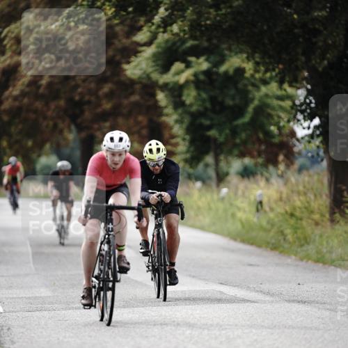 30.08.2026 - Elbe Triathlon Hamburg Michael Burmester http://msf.ph/oto/10069214 30.08.2026 09:40:01 Radfahren 271, 617, 657, 737, 883 meine-sportfotos.de