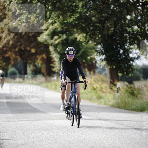 30.08.2026 - Elbe Triathlon Hamburg Michael Burmester http://msf.ph/oto/10069270 30.08.2026 09:40:50 Radfahren 245, 351, 421, 853 meine-sportfotos.de
